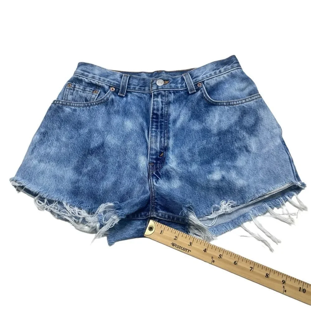 Vintage Levi’s 550 Cut-Offs Denim Shorts Frayed Hem Distressed Blue Sz 10